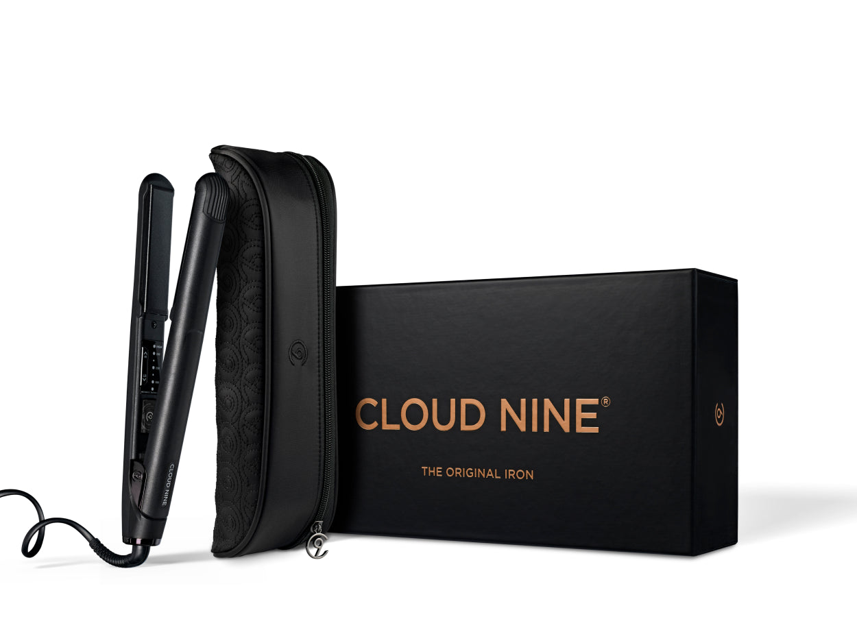 CLOUD NINE hair straightener with protective case and packaging on a white background depicting what customers can buy with Klarna.