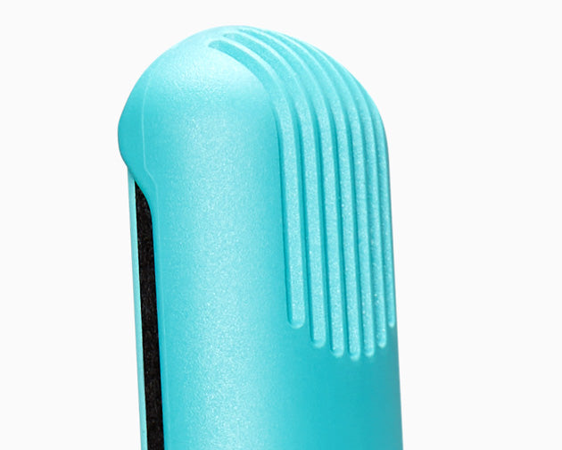 Close up of the floating plates on the Soda Fountain Blue CLOUD NINE Retro Iron.