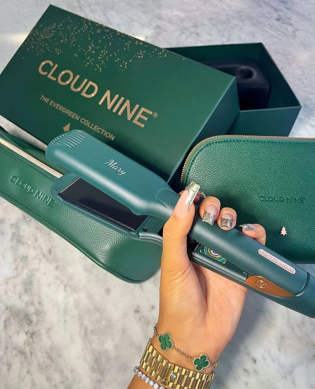Cloud 9 top wide straighteners