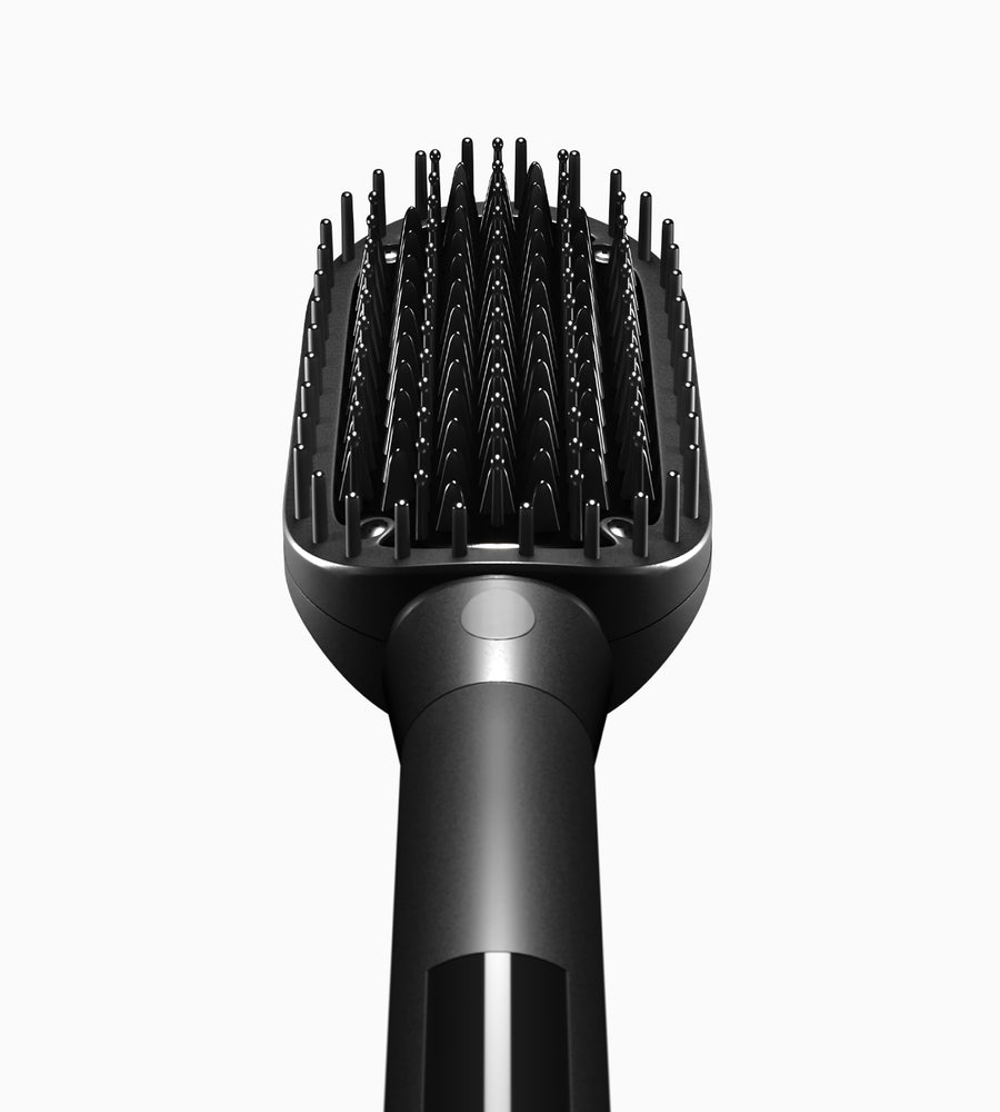Close up of the mineral infused bristles on the Hot Brush.
