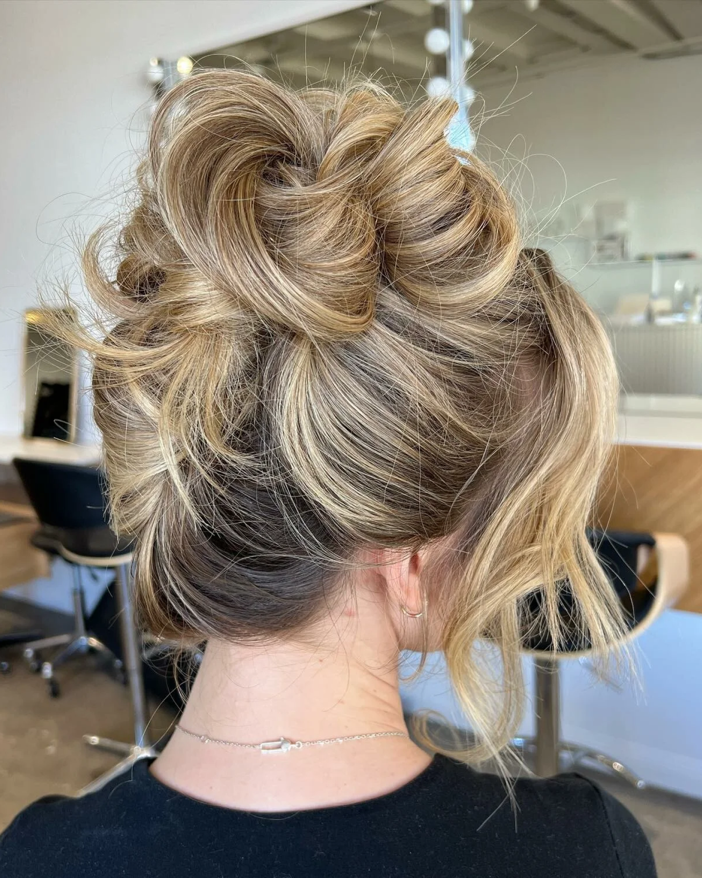 Winter Hairstyles for Long Hair: Easy, Protective & Stylish Looks 5 https://www.cloudninehair.com/cdn/shop/files/Messy_bun_c945b096-ba92-4f35-9b20-2f180b9fc1d9.png?v=1720449738&utm_source=chatgpt.com