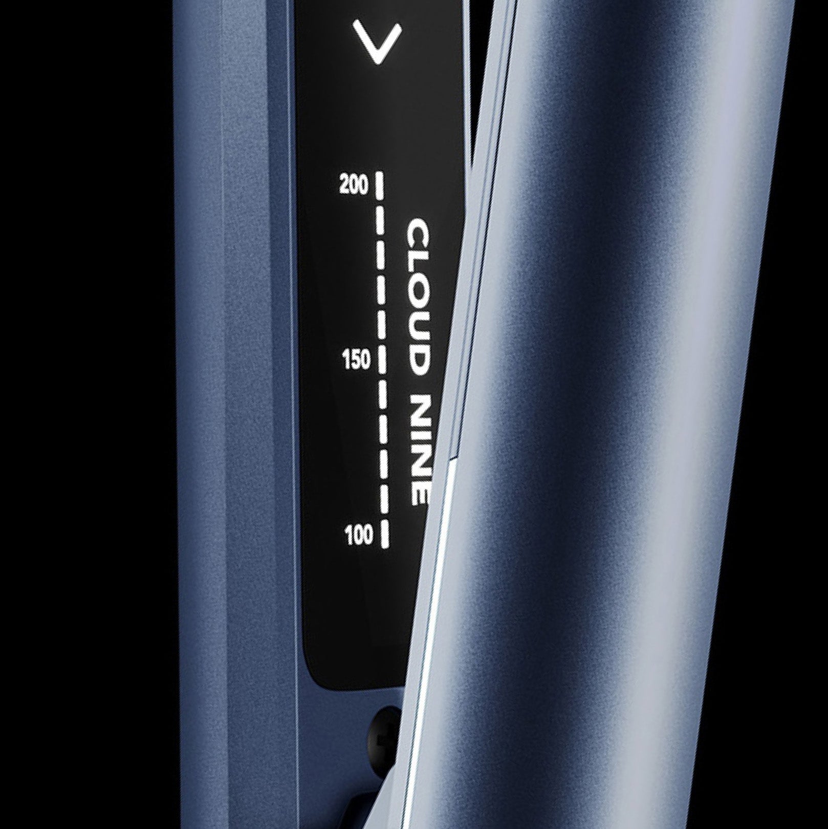 Close up of the Variable Temperature Control setting on the 2-in-1 Contouring Iron Pro.